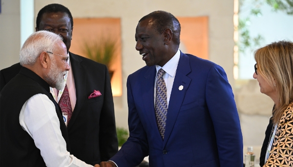 Indian President Narendra Modi (left) and Kenyan President William Ruto (right), in Savelletri, Italy, on 14 June 2024. 