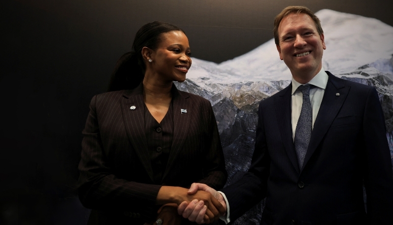 Minister of Mineral and Energy Bogolo Kenewendo with De Beers CEO Al Cook in Cape Town, South Africa, 3 February 2025. 