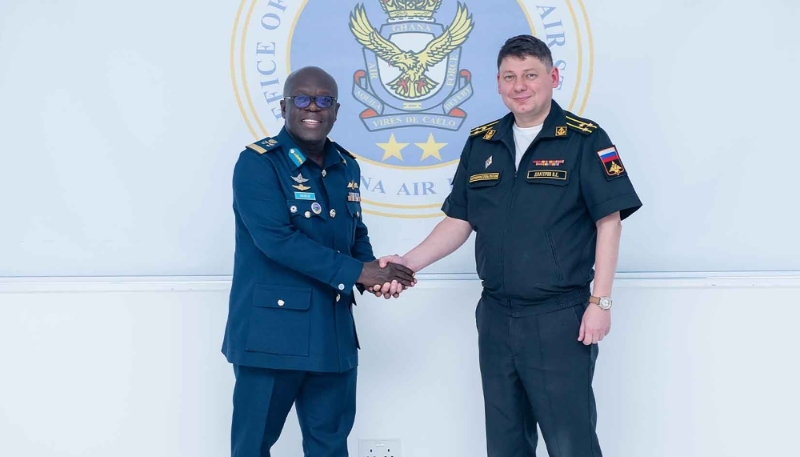 Air Vice Marshall Frederick Asare Bekoe and the new Russian defence attaché in Ghana, Captain Victor Dolgerov, in Accra on 10 July.