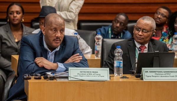 TIA president Getachew Reda (l.) and TPLF president Debretsion Gebremichael (r.) in Addis Ababa, Ethiopia, 16 February 2025.