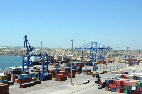 The container terminal at the port of Lobito (Angola), one of the targets of Abu Dhabi Ports.