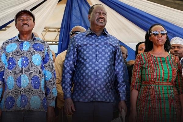 Raila Odinga flanked by Martha Karua and former Vice-President Kalonzo Musyoka in Nairobi, on 7 December 2022.